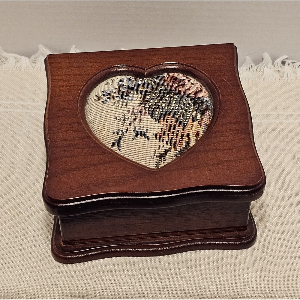 Vintage Wooden Tricket Box Charming Heart Shaped Floral Tapestry Insert Lid